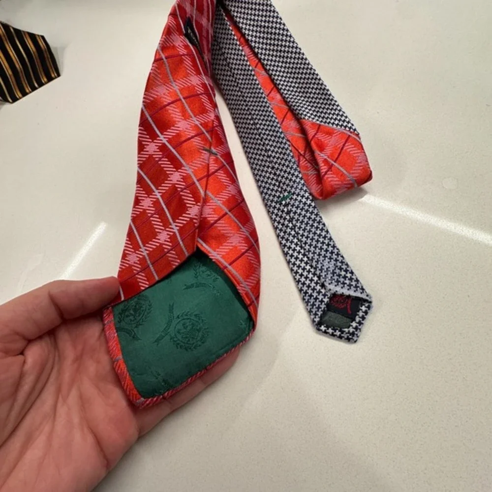 Tommy Hilfiger Tie Plaid Red Mens Necktie 100% Silk USA Made Business Casual USA